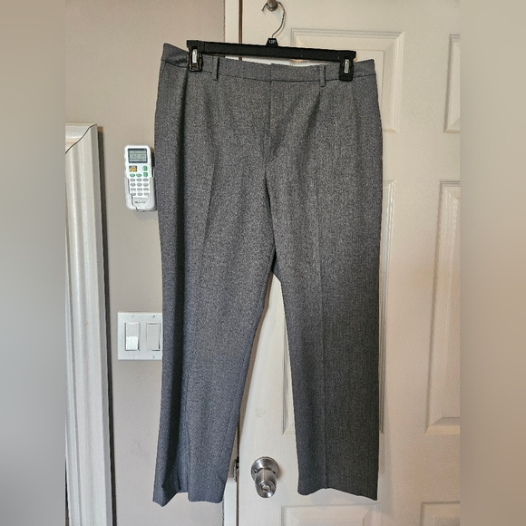 NWOT Uniqlo Womens Pleated Wide Pants - Picture 2 of 6